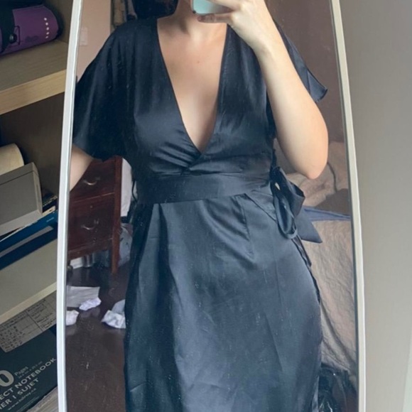 Gorgeous silk black dress!! - Picture 4 of 4